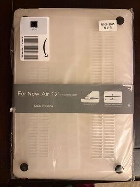13" Laptop Case - Cream Protective Shell for New Air 13 MacBook